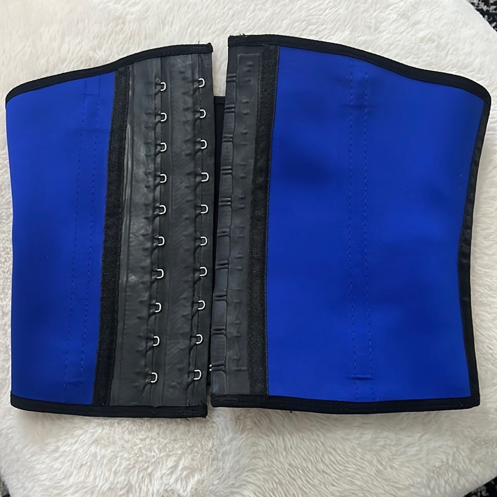Sexy waist trainer